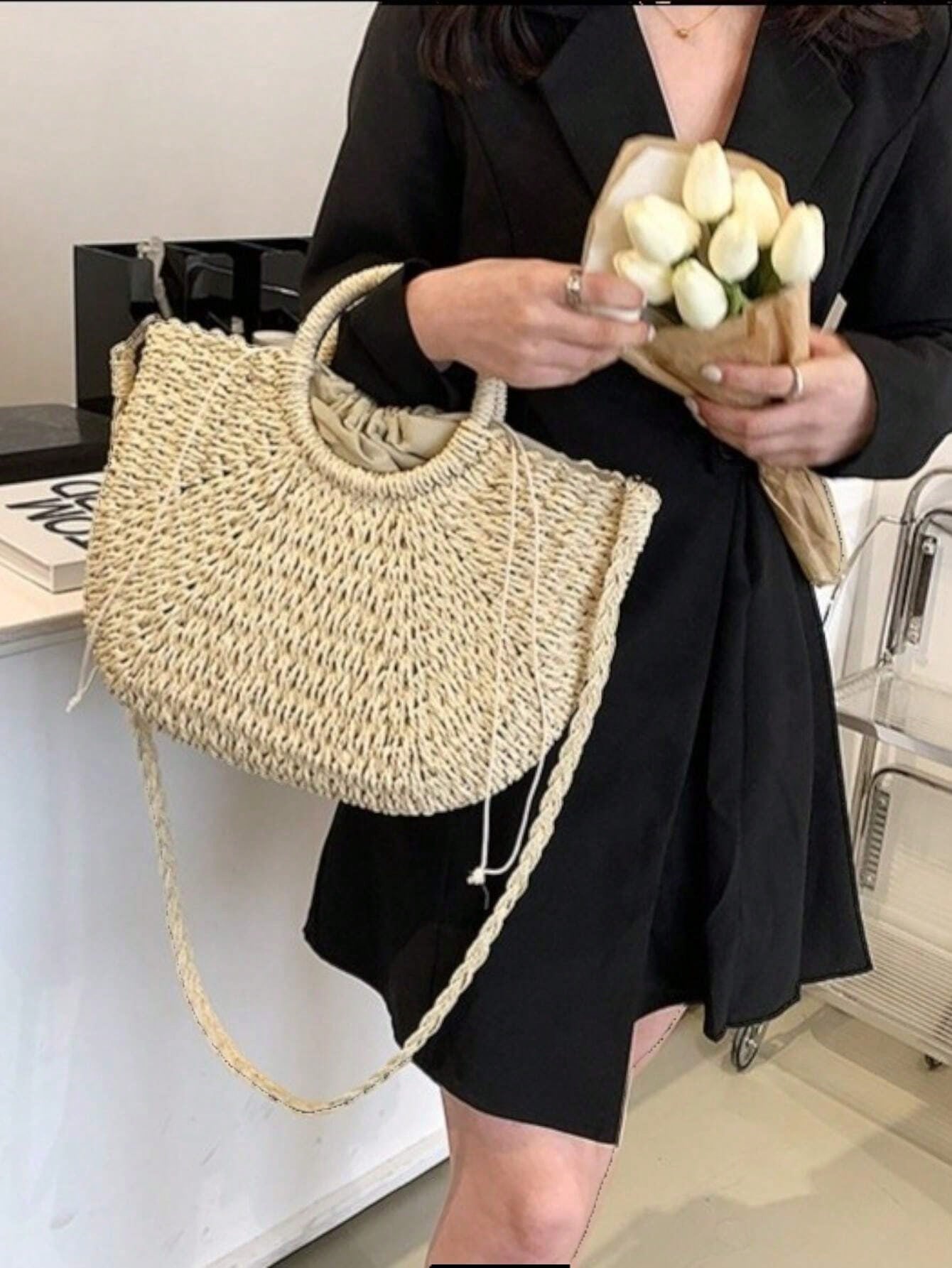 Vendedor Indicado
Baila Morena Bolsa palha grande meia lua bolsa de praia feminina de mão argola alça retirável forro de tecido fecho com cordão