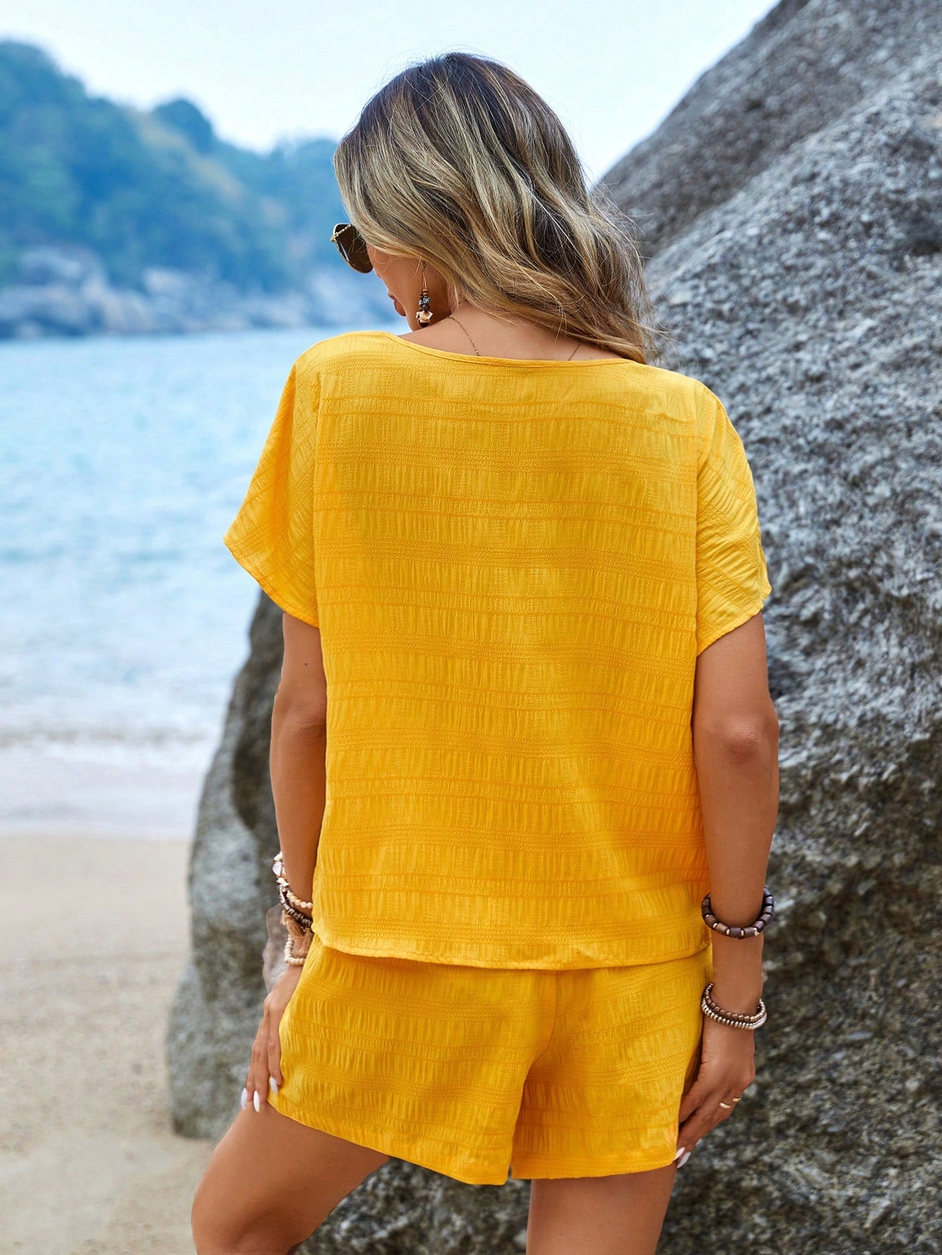 Conjuntos Femininos
Conjunto Saia e Blusa
Conjunto Cropped e Saia
Conjunto de Duas Peças
Conjunto Casual Feminino
Conjunto Elegante
Conjunto para Festa
Conjunto de Shorts e Top
Conjunto de Tricô
Conjunto de Verão Feminino
Conjunto de Inverno Feminino
Conjunto Plus Size
Conjunto de Roupa de Praia
Conjunto de Roupa Esportiva Feminina
Conjunto com Estampa Floral
Moda femenina
Verão2025
Moda
Estilo
Verao
Verão2025
Verão
Conjuntos de verao