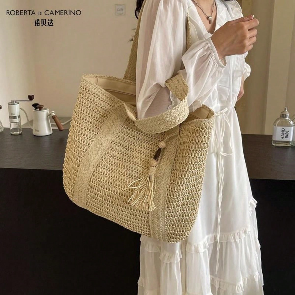 Vendedor Indicado
Bolsa Feminina De Palha De Veräo Versátil Nova DeOmbro Único Tecida Ã M¤o De Grande Capacidade